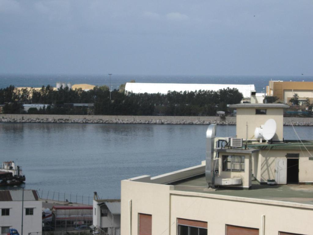 Talal Hotel Beirut Eksteriør billede